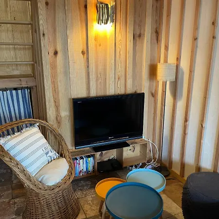 Holiday home Le Cocon Du Bassin Yourhosthelper